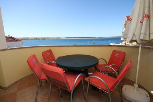 Apartment Povljana 3316c