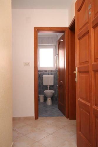 Apartment Povljana 3316c
