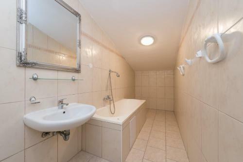 Apartamentos Villa Jurac