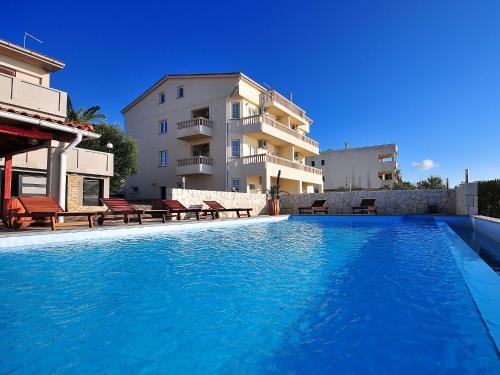 Apartment Ante.2
