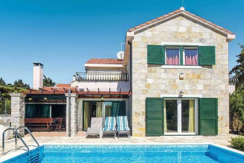 Praznice Villa Sleeps 8 Air Con Wifi