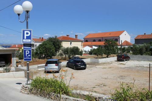 Hostal Double Room Preko 8180c