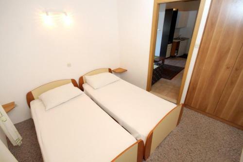 Apartment Preko 3489c
