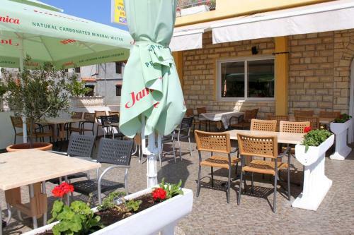 Hostal Double Room Preko 8180f