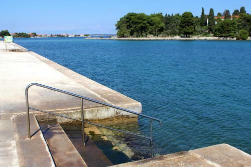 Apartment Preko 8431c