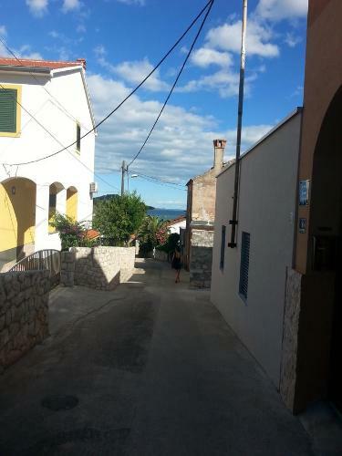 Apartments Preko