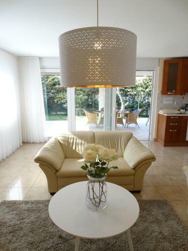 Holiday House Lidija 851
