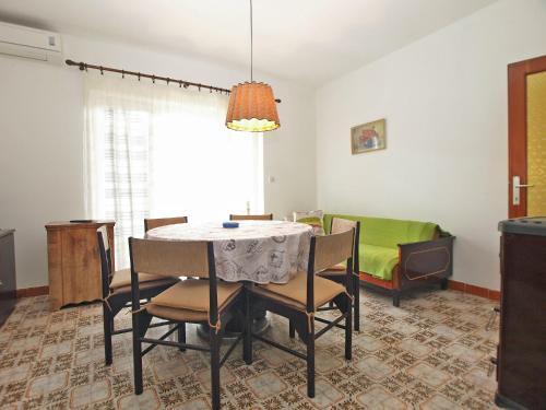 Apartment Milena 1583