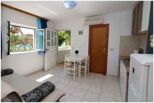 Apartments Elvi