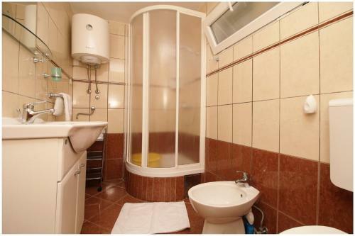 Apartments Elvi