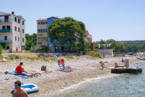 Apartment Primosten 4169a