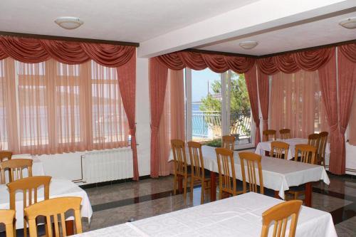 Apartment Primosten 4177c