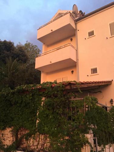Apartment Primosten 15704e