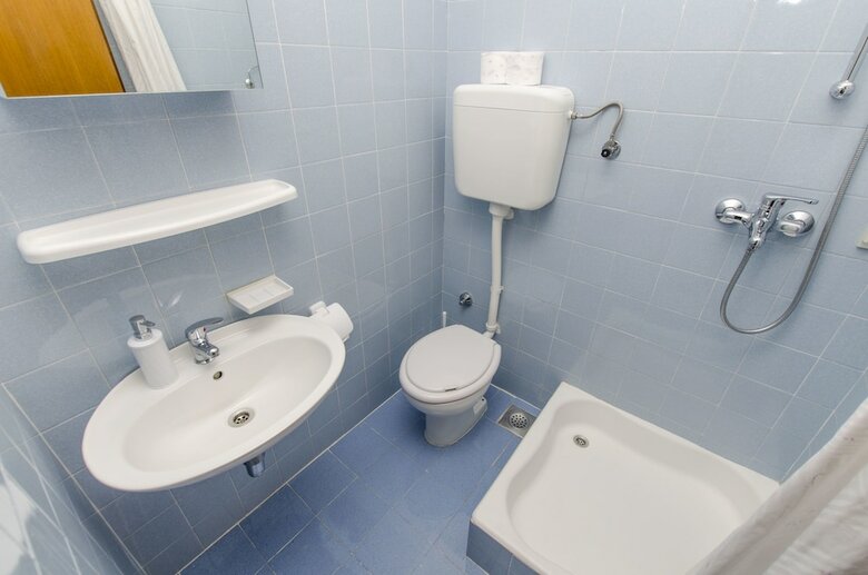Hostal Apartments And Room Bla?enka S.