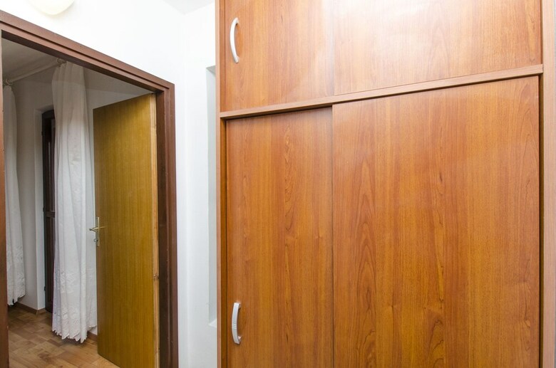 Hostal Apartments And Room Bla?enka S.