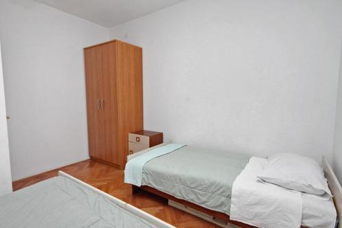 Apartment Privlaka 5813b