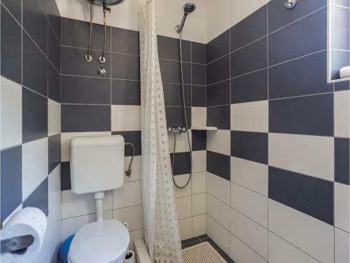 Three-bedroom Holiday Home In Regulici