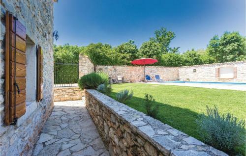 Three-bedroom Holiday Home In Regulici