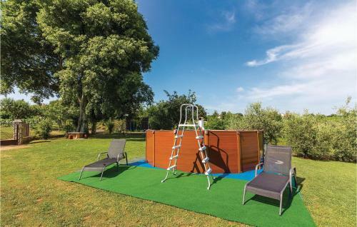 Two-bedroom Holiday Home In Prnjani