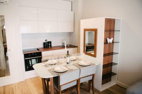 Apartments Leone