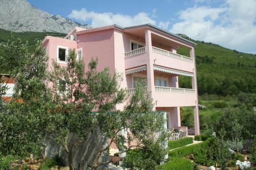 Apartment Promajna 2691b
