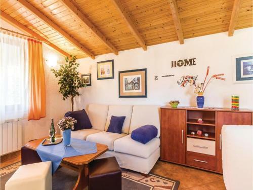 One-bedroom Apartment In Pula