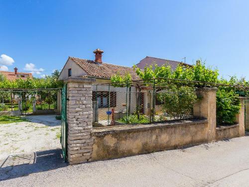 Holiday Home Orieta / 11651