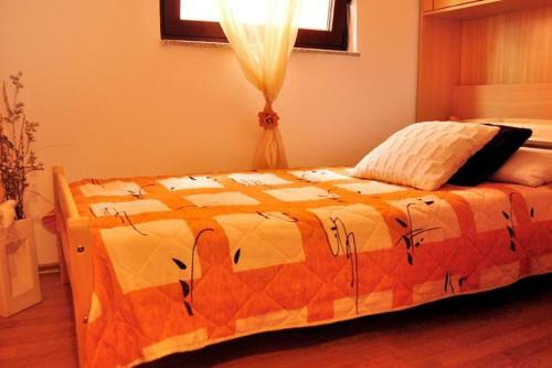 Apartments With A Parking Space Pula - 7664