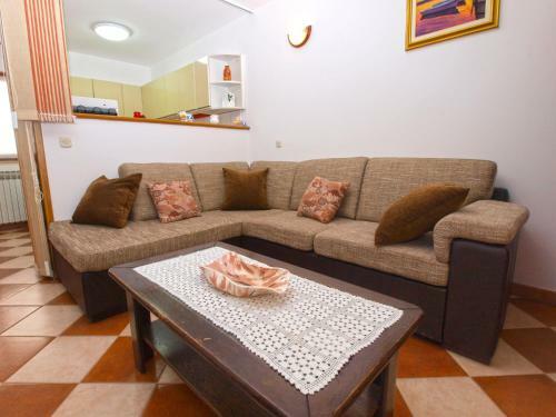 House 1058