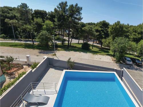 Four-bedroom Holiday Home In Pula