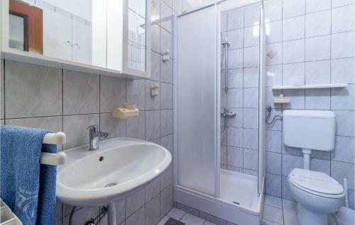 Four-bedroom Holiday Home In Pula