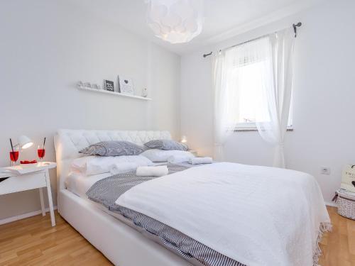 Apartment House Valbandon