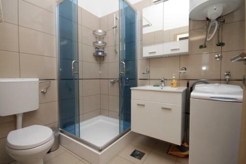 Apartments With A Parking Space Pula - 7650
