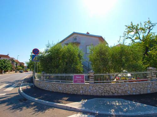Apartments Valter 613