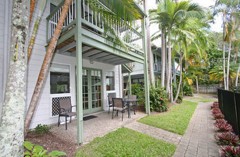 Hotel Coral Beach Noosa Resort