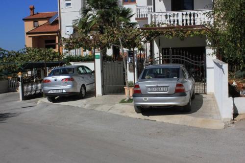 Apartments With A Parking Space Stinjan (pula) - 7201