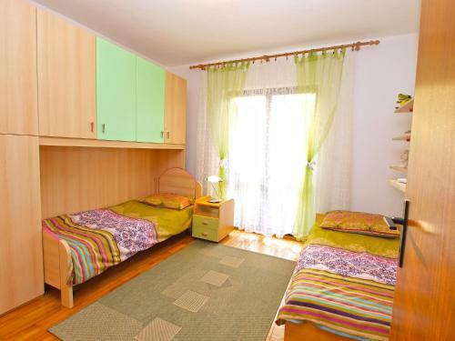 Family Friendly Apartment 946