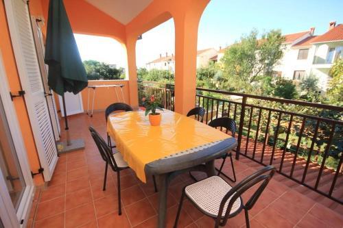 Apartments With A Parking Space Banjole (pula) - 7242
