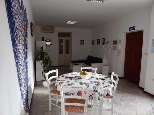Apartments With Wifi Pula - 13049
