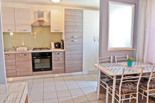Apartments Limia