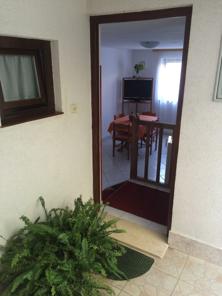 Apartment Rogan