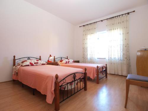 Apartments Pula 1435
