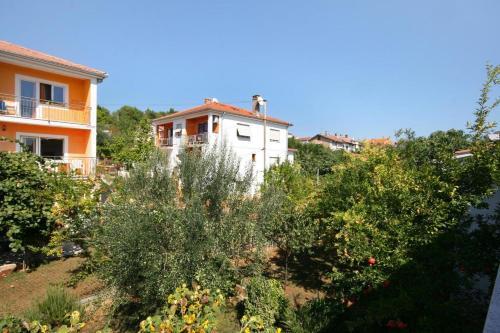 Apartments With A Parking Space Pula - 6986