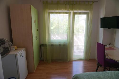 Apartments With A Parking Space Pula - 6986