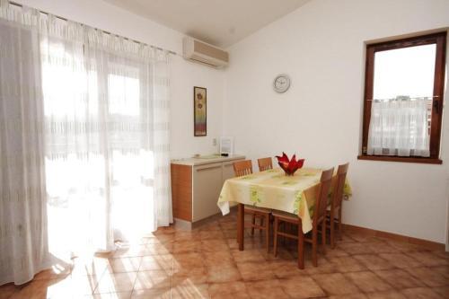 Apartment Premantura 2299a