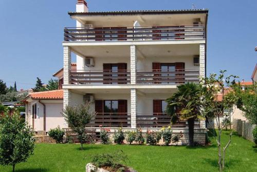 Apartment Premantura 2299a