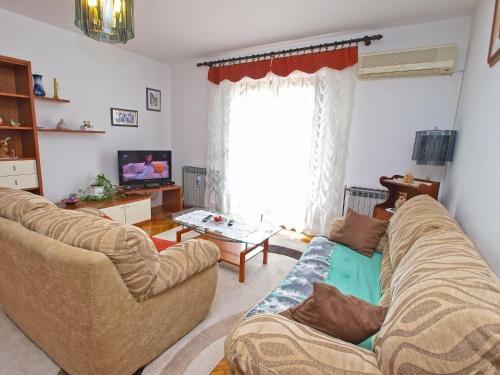 Apartments Nives 748