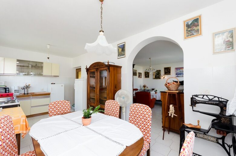 Apartment Vazmica