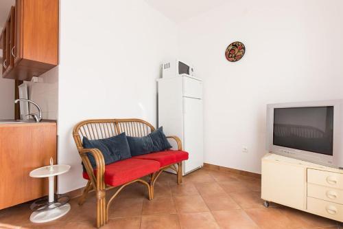 Apartments With A Parking Space Punat (krk) - 5408
