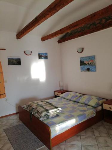 Apartments With A Parking Space Punat (krk) - 15451